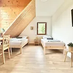 Haus In Ruhiger Umgebung Mit Garten