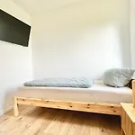 Haus In Ruhiger Umgebung Mit Garten アパート ラックヴィッツ
