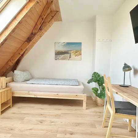 公寓 Haus In Ruhiger Umgebung Mit Garten 拉克维茨