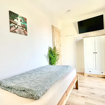 Haus In Ruhiger Umgebung Mit Garten 公寓 拉克维茨