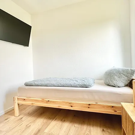 Haus In Ruhiger Umgebung Mit Garten Apartamento Rackwitz