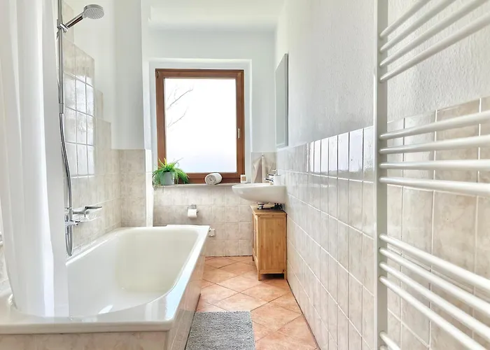Haus In Ruhiger Umgebung Mit Garten *