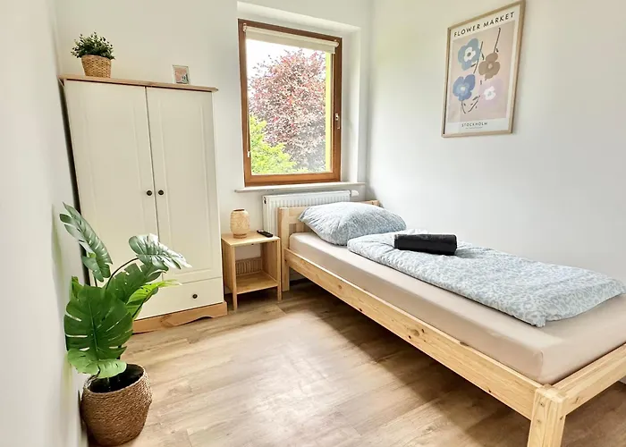 Haus In Ruhiger Umgebung Mit Garten アパート